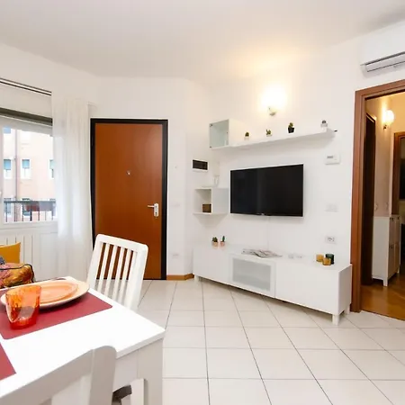 Vivimihome - Bilo A 5 Minuti Da San Siro Con Garage Lägenhet Milano